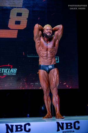 CLASSIC PHYSIQUE НОВИЧКИ